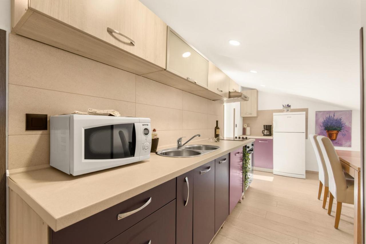Apartman Dobrec Porec Exterior photo