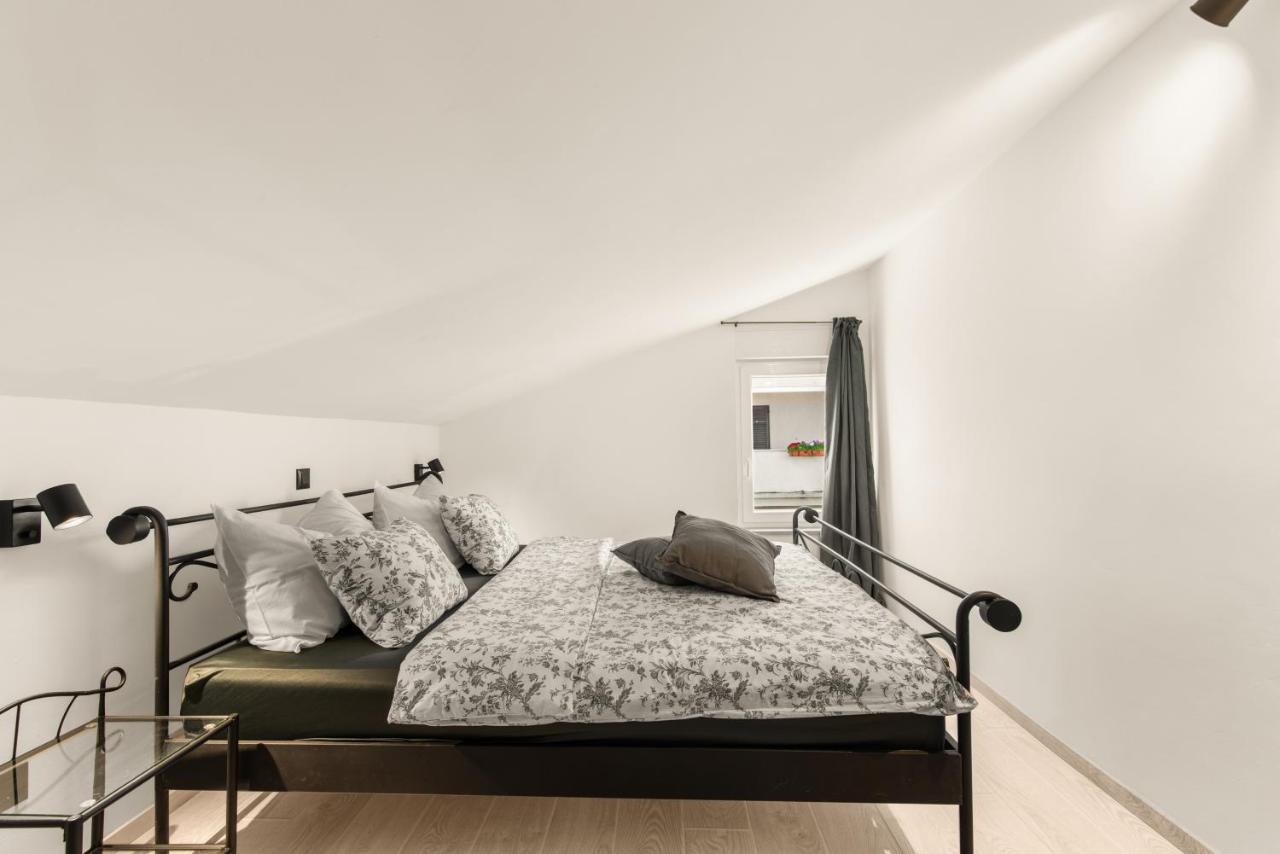 Apartman Dobrec Porec Exterior photo