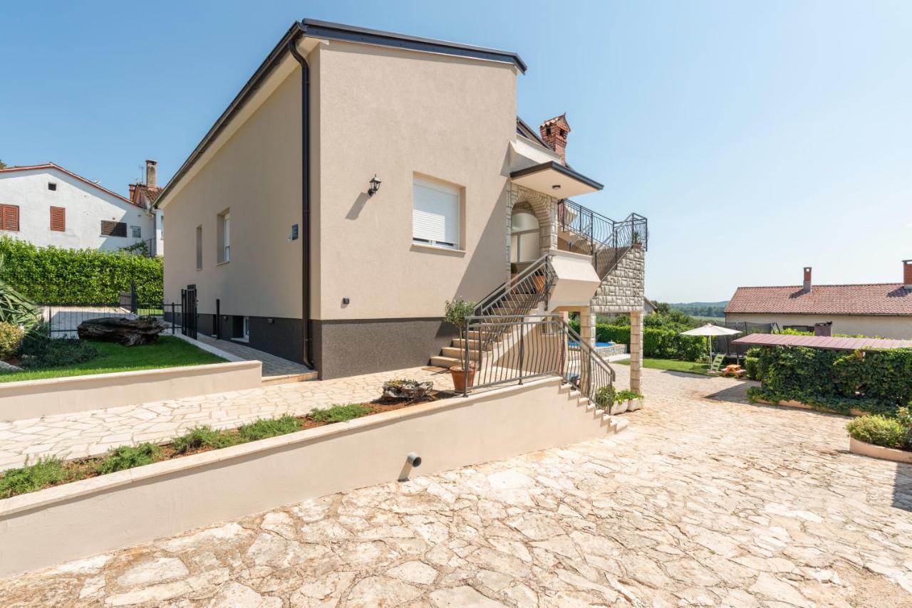 Apartman Dobrec Porec Exterior photo