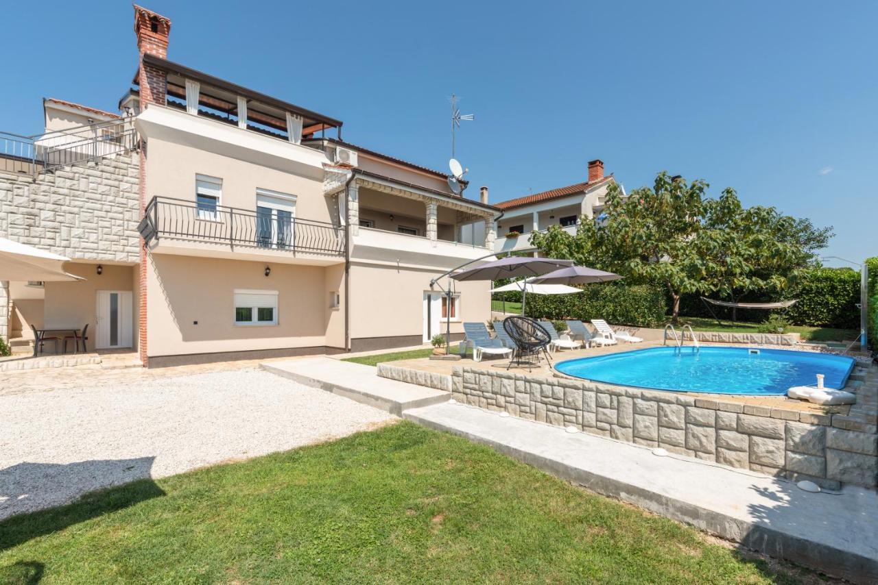 Apartman Dobrec Porec Exterior photo