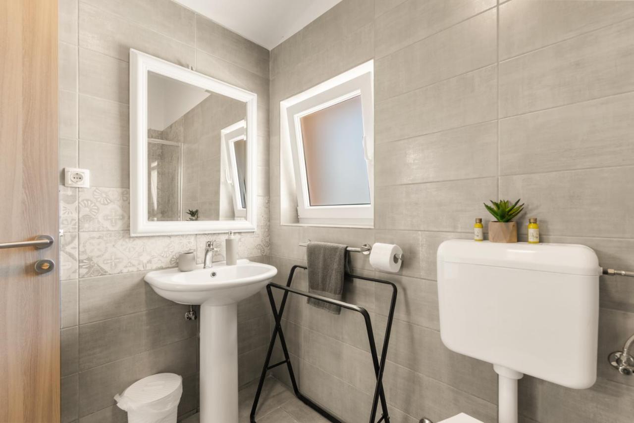 Apartman Dobrec Porec Exterior photo